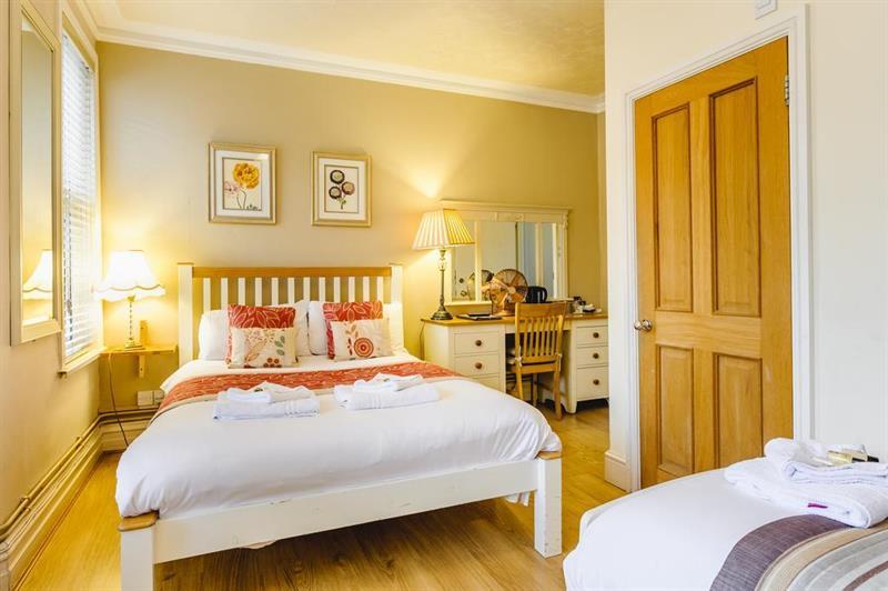 Oyo Lina Guest House Oxford Dış mekan fotoğraf